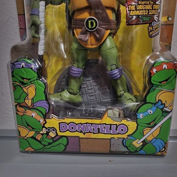 Classic Teenage Mutant Ninja Turtles DonatelloPlaymate Classic Collection Figure - Picture 4 of 10